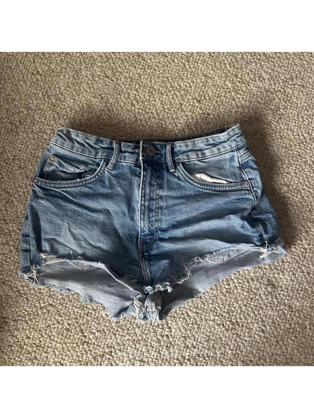 Zara light wash denim shorts
